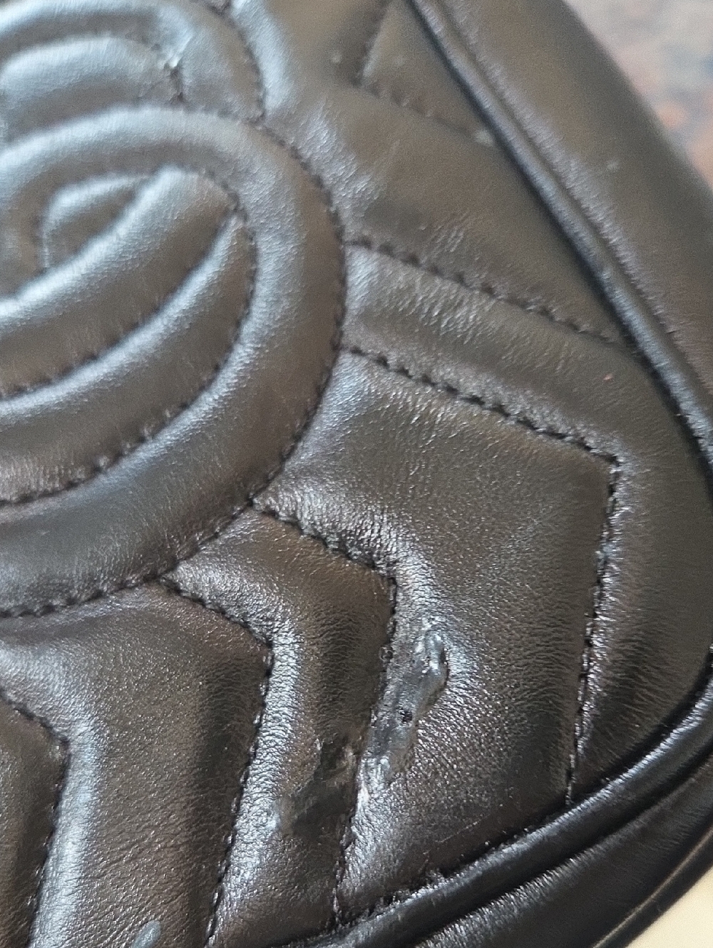 Gucci Black Mini Marmont Bag - Picture 9 of 16